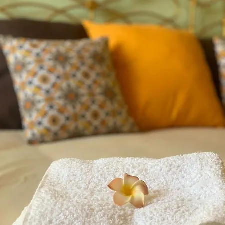 La Pomelia Sofia