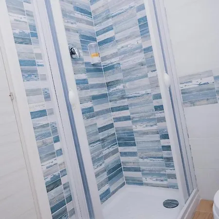 La Pomelia Sofia 4* トラッピテッロ