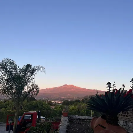 Bed & Breakfast La Pomelia Sofia 4*