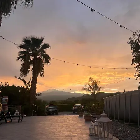 La Pomelia Sofia Trappitello