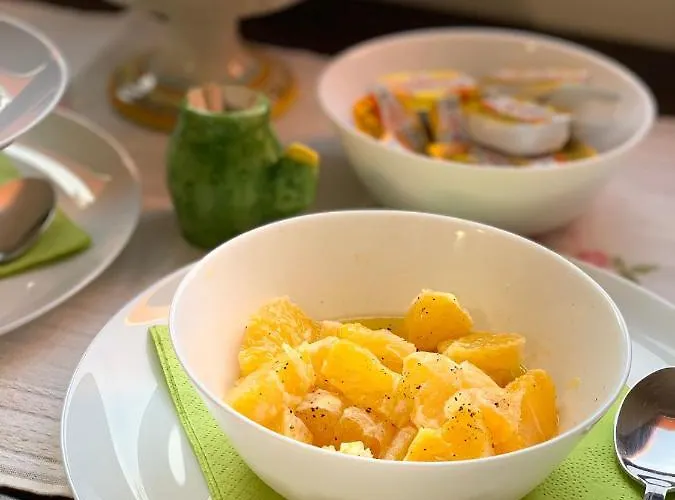 住宿加早餐酒店 La Pomelia Sofia 特拉皮泰罗