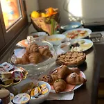 Bed & Breakfast La Pomelia Sofia Trappitello