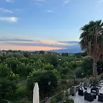 Bed & Breakfast La Pomelia Sofia Trappitello