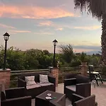 Bed & Breakfast La Pomelia Sofia 4*