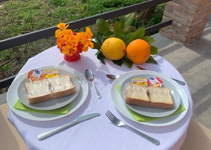 La Pomelia Sofia Bed & Breakfast Trappitello