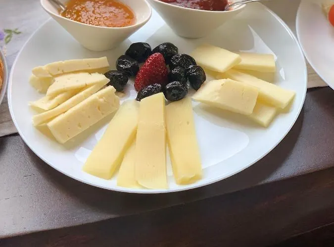 La Pomelia Sofia Trappitello