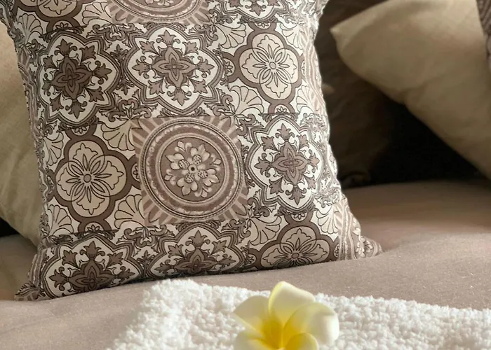 La Pomelia Sofia 住宿加早餐酒店 特拉皮泰罗