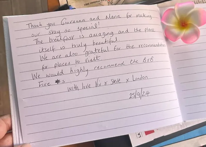 La Pomelia Sofia Bed & Breakfast 4*